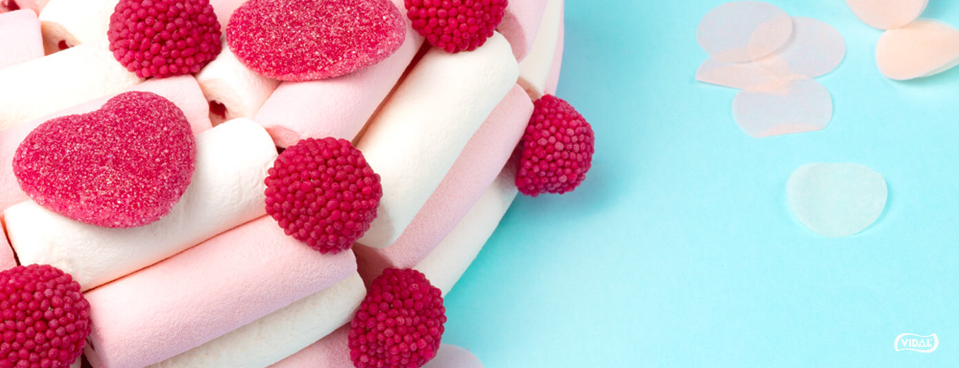 Cómo hacer una tarta de chuches para un bautizo 