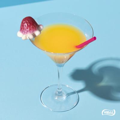 ¿Cómo decorar cócteles con chuches deliciosas?