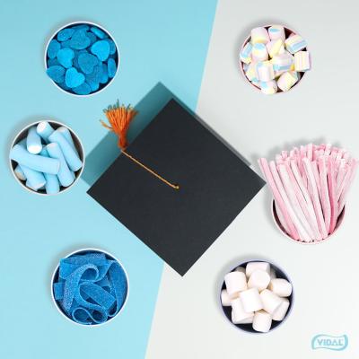 Ideas para decorar una mesa de chuches para una graduación