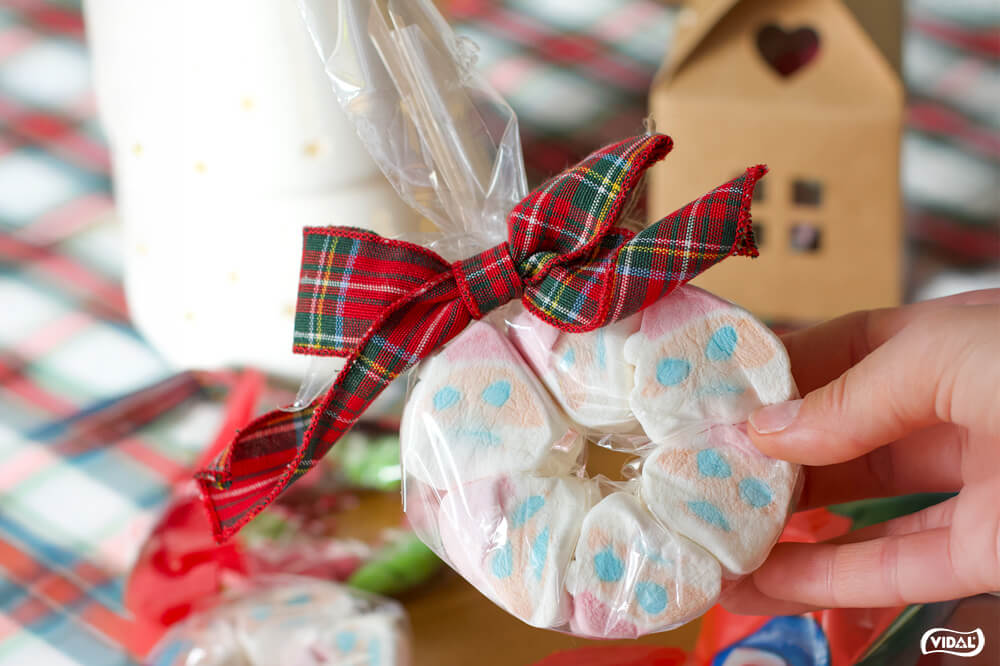 Slug: cajita-regalo-paquetes-chuches